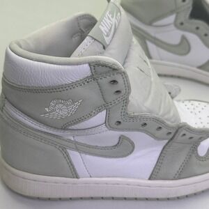 Nike Air Jordan 1 Retro High OG Seafoam Sage White High Top Sneaker Classic Retr